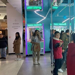 Meet your Posher, Olivia